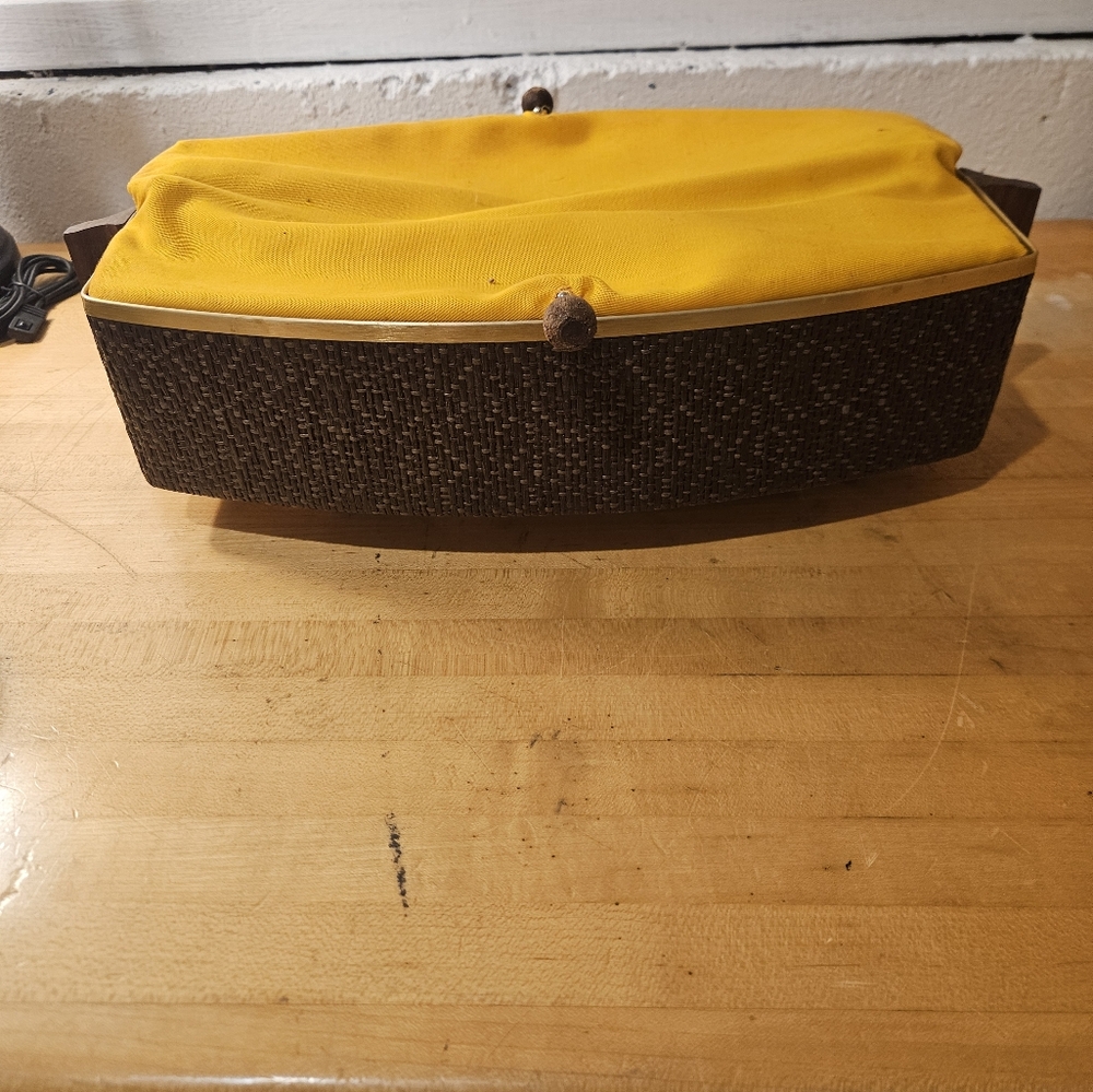 JCPenney Bun Warmer Model 7720  Goldenrod With Woven Accent